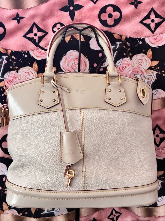 Louis Vuitton Handbags - Louis Vuitton Cream Leather Tote with Gold-Tone Hardware Vintage France Lockit